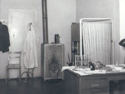 Pokój badań Zakładu Medycyny Sądowej w Lublinie, 1949 r.
